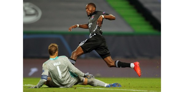 Czy Hans-Dieter Flick może zostać trenerem, który wygrał Ligę Mistrzów z najkrótszym czasem trenerskim?